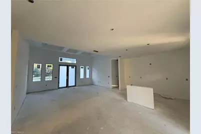 430 37th Ave NE, Naples, FL 34120 - Photo 5