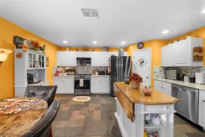 509 Wells Ave, Lehigh Acres, FL 33972 - Photo 9