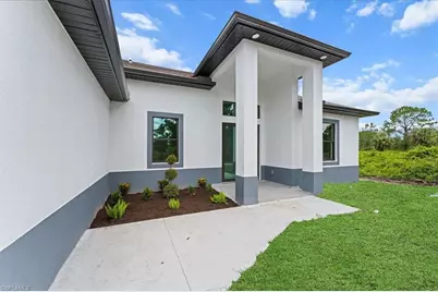 622 Beach Ave S, Lehigh Acres, FL 33974 - Photo 1