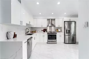 995 9th Ave S, Naples, FL 34102 - Photo 11