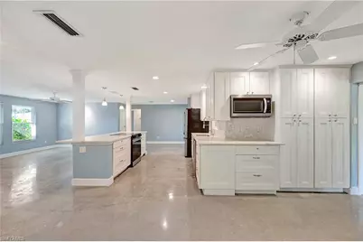 2367 Outrigger Ln, Naples, FL 34104 - Photo 15