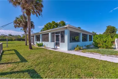 2367 Outrigger Ln, Naples, FL 34104 - Photo 35