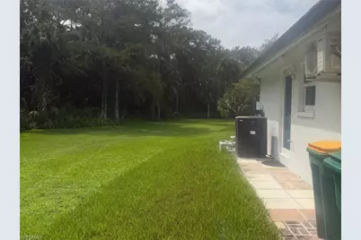 510 12th Ave NW, Naples, FL 34120 - Photo 15
