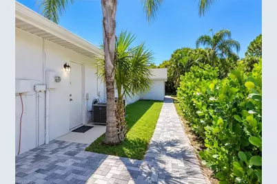 9878 Country Oaks Dr, Fort Myers, FL 33967 - Photo 35