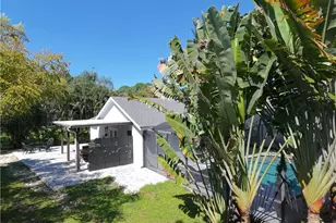 9878 Country Oaks Dr, Fort Myers, FL 33967 - Photo 33