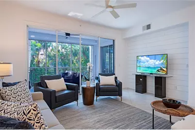 360 7th Ave S #4, Naples, FL 34102 - Photo 1