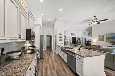 15369 Briarcrest Cir, Fort Myers, FL 33912 - Photo 9