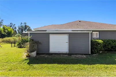 15369 Briarcrest Cir, Fort Myers, FL 33912 - Photo 43