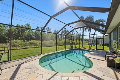 15369 Briarcrest Cir, Fort Myers, FL 33912 - Photo 5