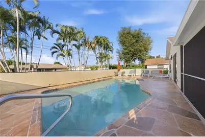 1919 SE 1st St, Cape Coral, FL 33990 - Photo 13