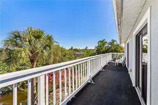 27099 Holly Ln, Bonita Springs, FL 34135 - Photo 23