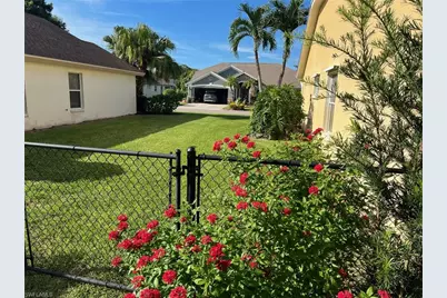 3651 Sunland Ln, Estero, FL 33928 - Photo 5