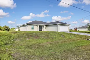 2810 NW 4th Pl, Cape Coral, FL 33993 - Photo 33