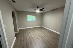 1518 SE 11th Ave, Cape Coral, FL 33990 - Photo 13