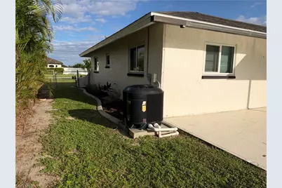1518 SE 11th Ave, Cape Coral, FL 33990 - Photo 21