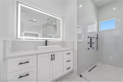 817 NW 38th Ave, Cape Coral, FL 33993 - Photo 29