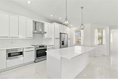 9175 Michael Cir #4, Naples, FL 34113 - Photo 3