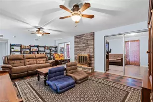 2137 Aldridge Ave, Fort Myers, FL 33907 - Photo 15