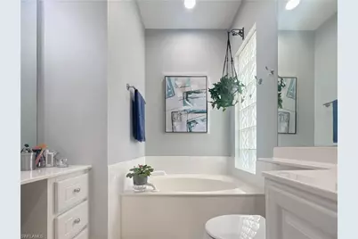 7260 Carducci Ct, Naples, FL 34114 - Photo 17