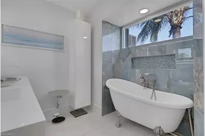 1148 Jardin Dr, Naples, FL 34104 - Photo 17