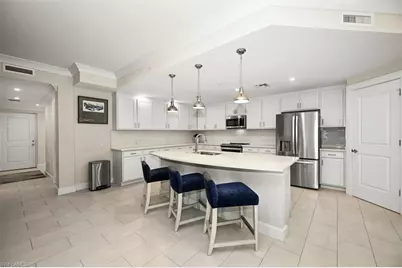 172 Indies Dr E #102, Naples, FL 34114 - Photo 5