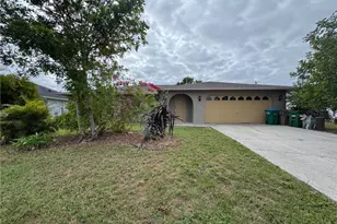 524 SW 25th Terrace, Cape Coral, FL 33914 - Photo 1