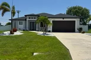 3423 SW 15th Ave, Cape Coral, FL 33914 - Photo 1