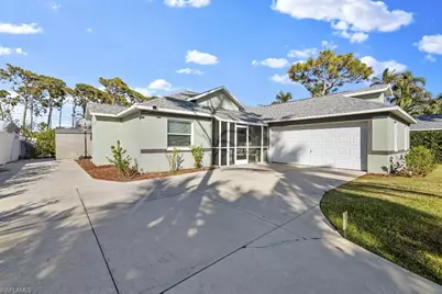 4560 Key Largo Ln, Bonita Springs, FL 34134 - Photo 1