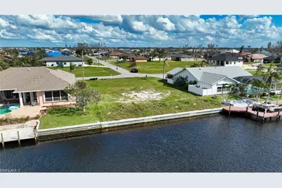 116 SW 38th Pl, Cape Coral, FL 33991 - Photo 1