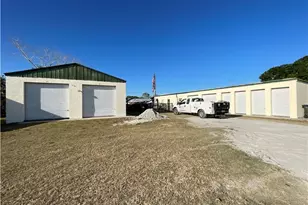 839 E Alverdez Ave, Clewiston, FL 33440 - Photo 1