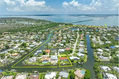 918 Kings Crown Dr, Sanibel, FL 33957 - Photo 1