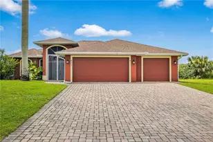 2202 NE 18th St, Cape Coral, FL 33909 - Photo 1