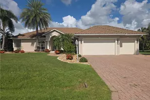 1221 Peppertree Ln, Port Charlotte, FL 33952 - Photo 1