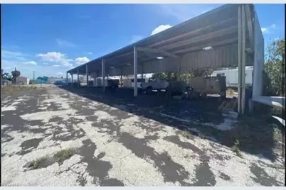 1069 N Tamiami Trl, North Fort Myers, FL 33903 - Photo 1