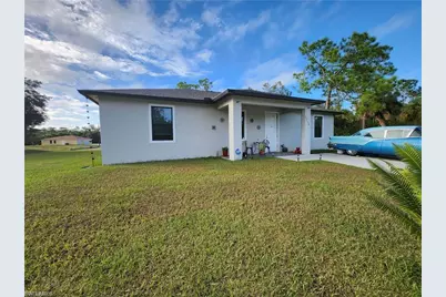 5028 S Obispo Cir, Labelle, FL 33935 - Photo 1