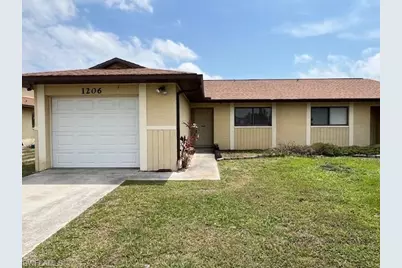 1206 Diplomat Pkwy E, Cape Coral, FL 33909 - Photo 1