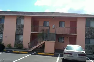 2680 Park Windsor Dr, Fort Myers, FL 33901 - Photo 1