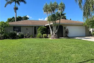 430 SE 20th St, Cape Coral, FL 33990 - Photo 1
