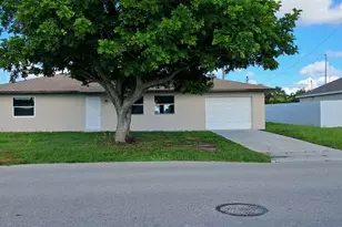 1024 NE 16th Pl, Cape Coral, FL 33909 - Photo 1