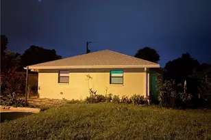 302 Hubbard Ave, North Fort Myers, FL 33917 - Photo 1