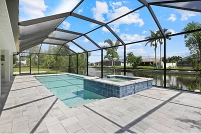 520 SW 28th St, Cape Coral, FL 33914 - Photo 1