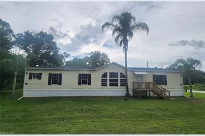 219 N Ballard Rd, Avon Park, FL 33825 - Photo 1