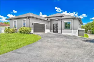 233 37th Ave NW, Naples, FL 34120 - Photo 1