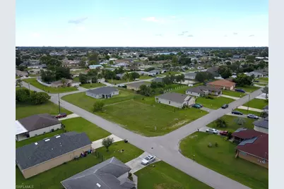 632 SE 3rd St, Cape Coral, FL 33990 - Photo 1
