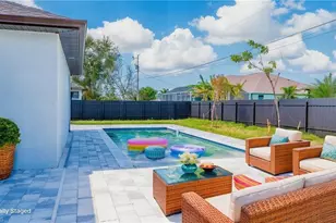 800 SW 2nd St, Cape Coral, FL 33991 - Photo 1