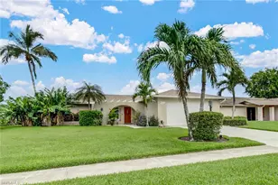 4650 Chippendale Dr, Naples, FL 34112 - Photo 1