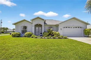 426 SE 22nd St, Cape Coral, FL 33990 - Photo 1