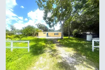 8239 Suncoast Dr, North Fort Myers, FL 33917 - Photo 1