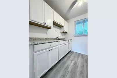 3215 Jeffcott St #2, Fort Myers, FL 33916 - Photo 1