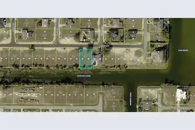 924 NE 20th St, Cape Coral, FL 33909 - Photo 1